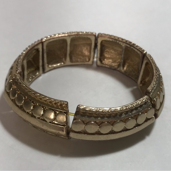 Vintage Gold Tone Metal Sectioned Stretch Bangle Bracelet - Picture 3 of 6